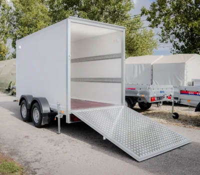 Furgon SEC 3515/27 rampa